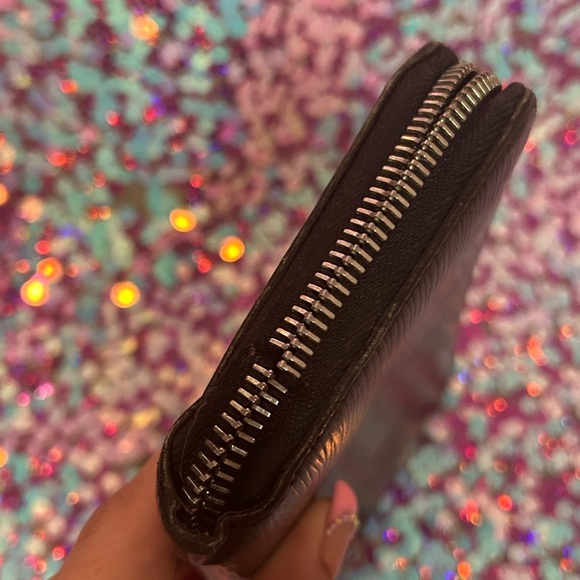 Mcm and Lv Rehab  Wallets - Picture 7 of 16